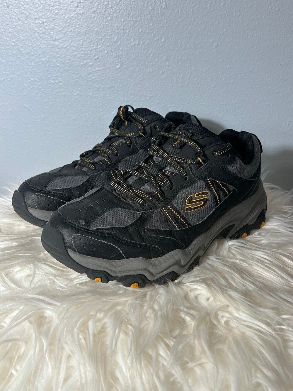 Skechers Men’s Sz 8.5 Stamina All Terrain Trail Hiking Shoes Black Memory Foam